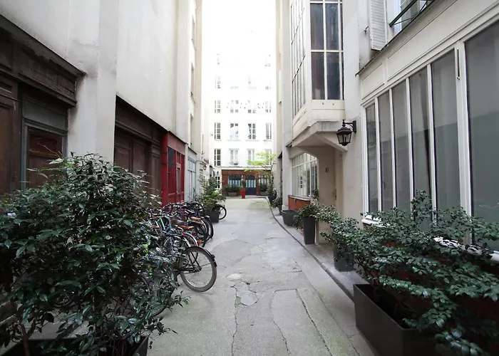In The Heart Of Paris